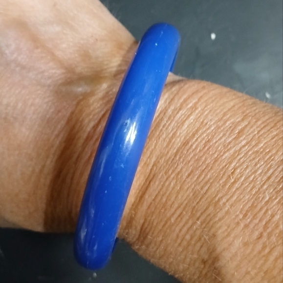 Jewelry - Dark blue plastic bangle bracelet